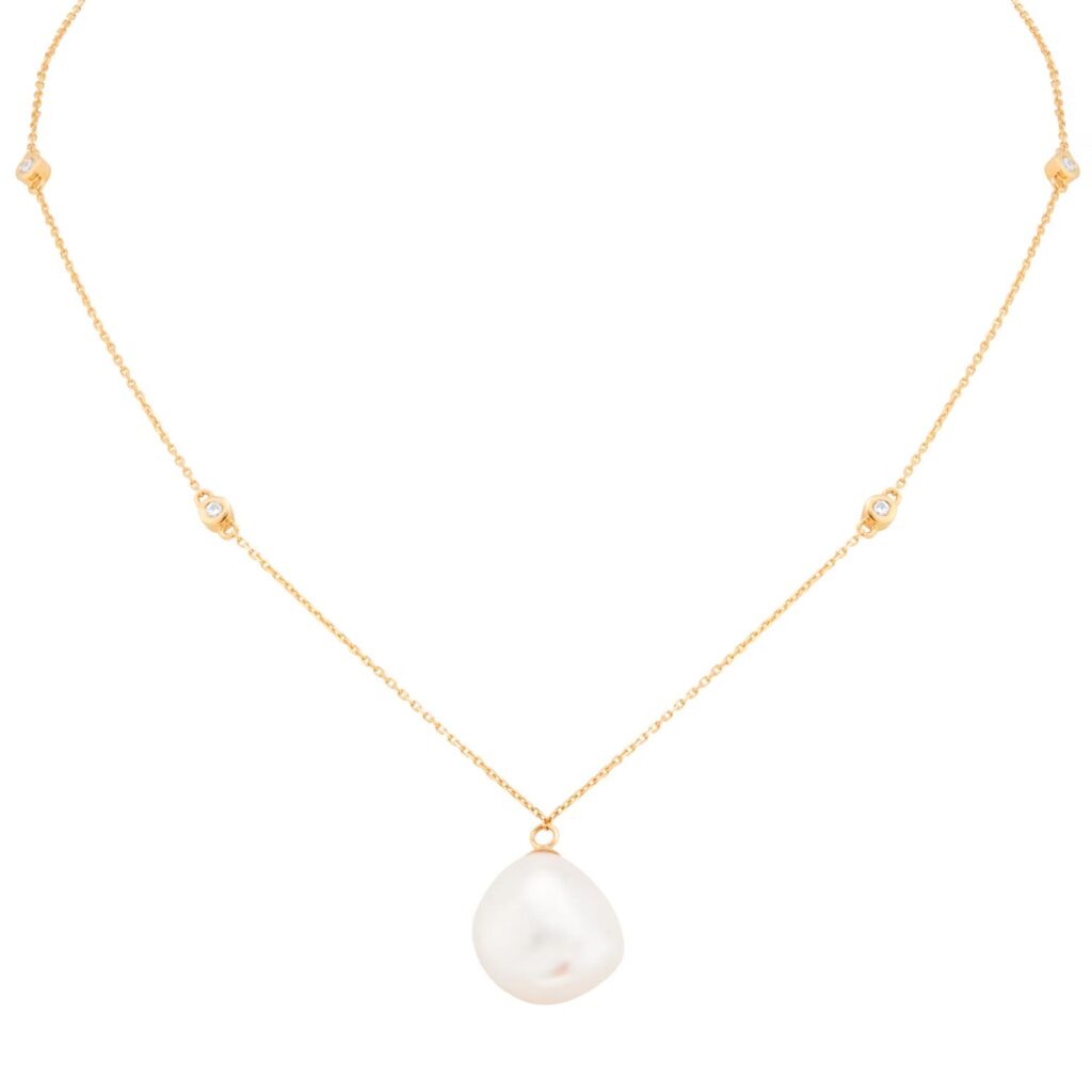 18ct Yellow Gold 0.10cttw Diamond & Baroque Pearl Pendant